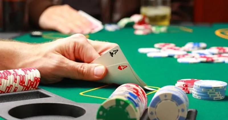 As regras do jogo de Poker 811Bet são bem simples